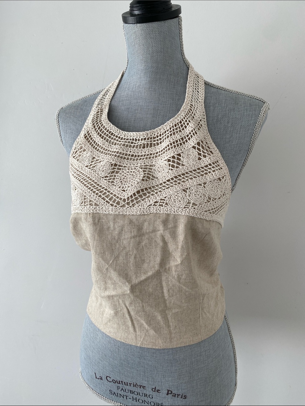 Chelsea & Violet Beige Linen Blend Crochet-Trim Halter Tie-Back/Front Top XL